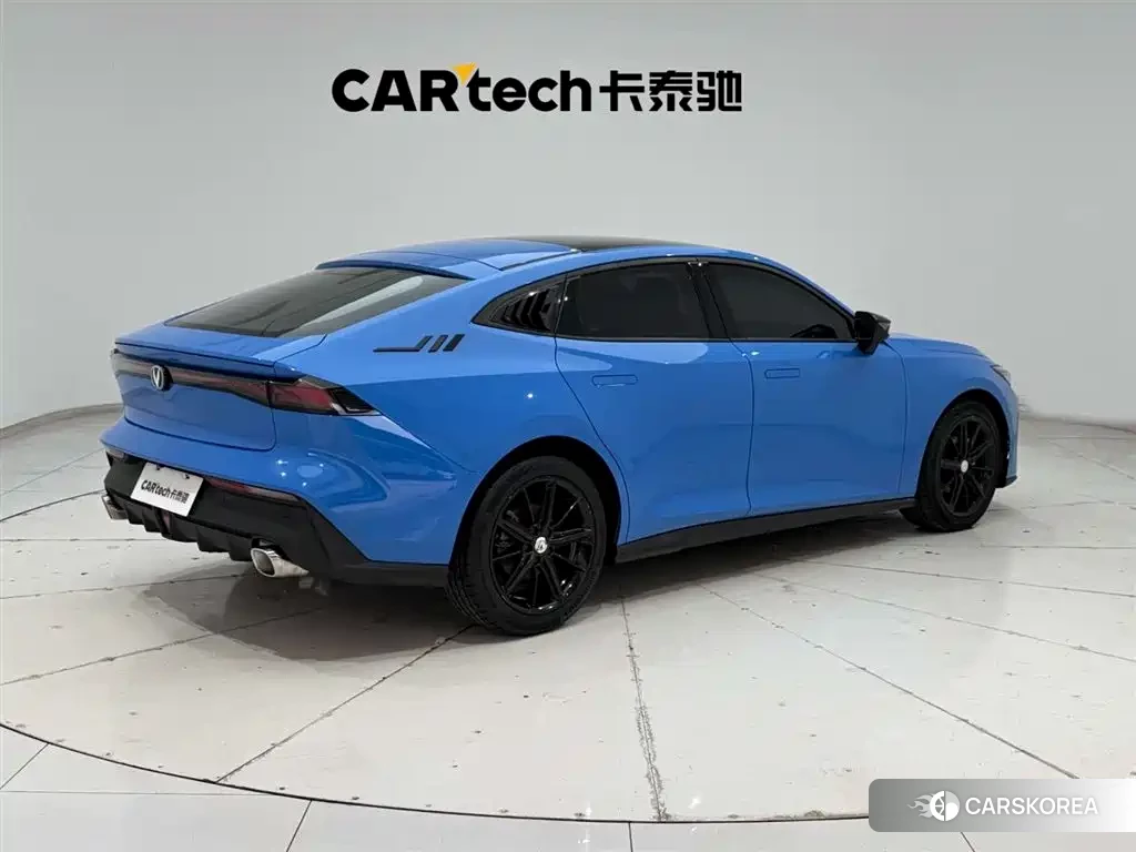 Chang'an Changan UNI-V id 4589122 из Китая 10
