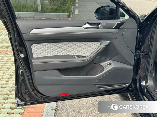 Volkswagen Magotan id 4393163 из Китая 10