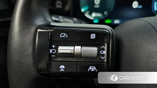Hyundai Grandeur Hybrid (GN7) id 4880370 из Кореи 10