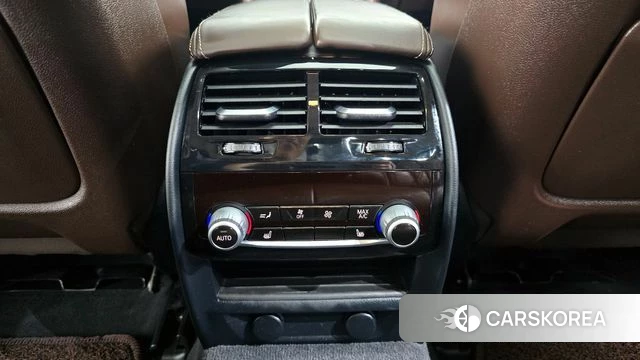 BMW 5 Series (G30) id 3853605 из Кореи 10