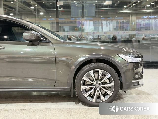Volvo V90 id 4240934 из Китая 10