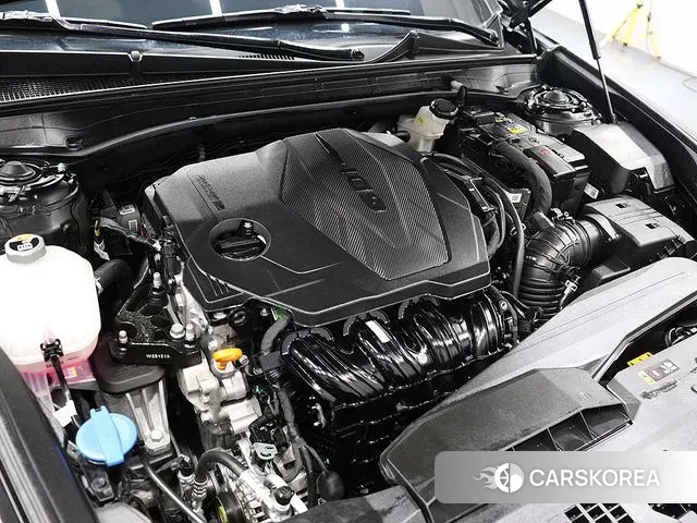 Hyundai Grandeur (GN7) id 3353769 из Кореи 10