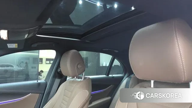 Mercedes-Benz E-Class W213 id 3196279 из Кореи 10