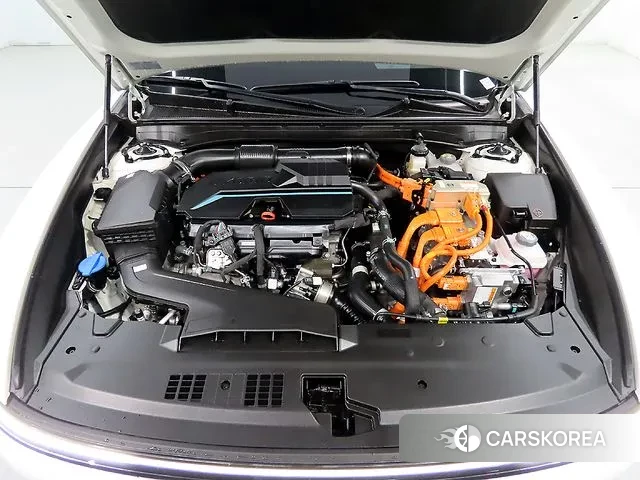 Hyundai Grandeur Hybrid (GN7) id 3566025 из Кореи 10