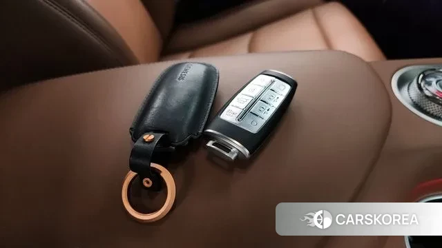 Genesis GV70 id 3366223 из Кореи 10