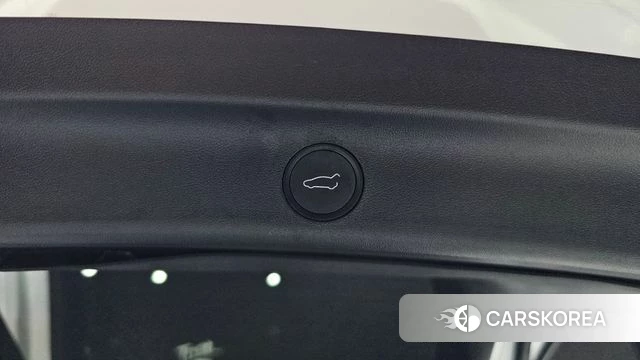 Tesla Model Y id 3922183 из Кореи 10