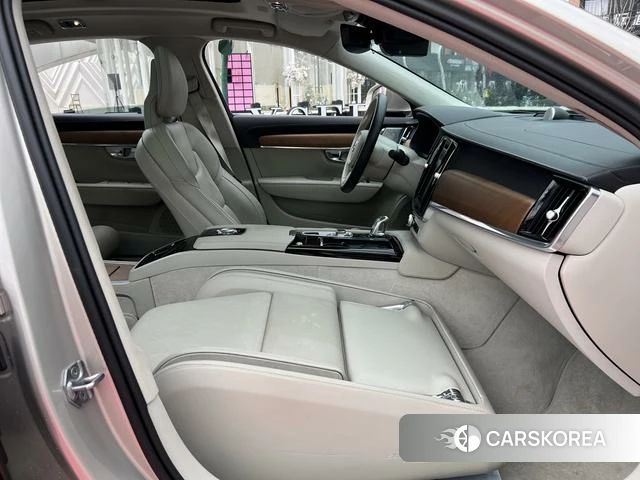 Volvo S90 PHEV id 4238848 из Китая 10