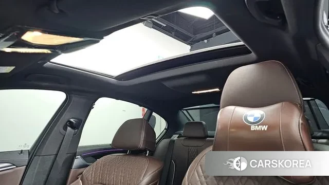 BMW 5 Series (G60) id 3639171 из Кореи 10