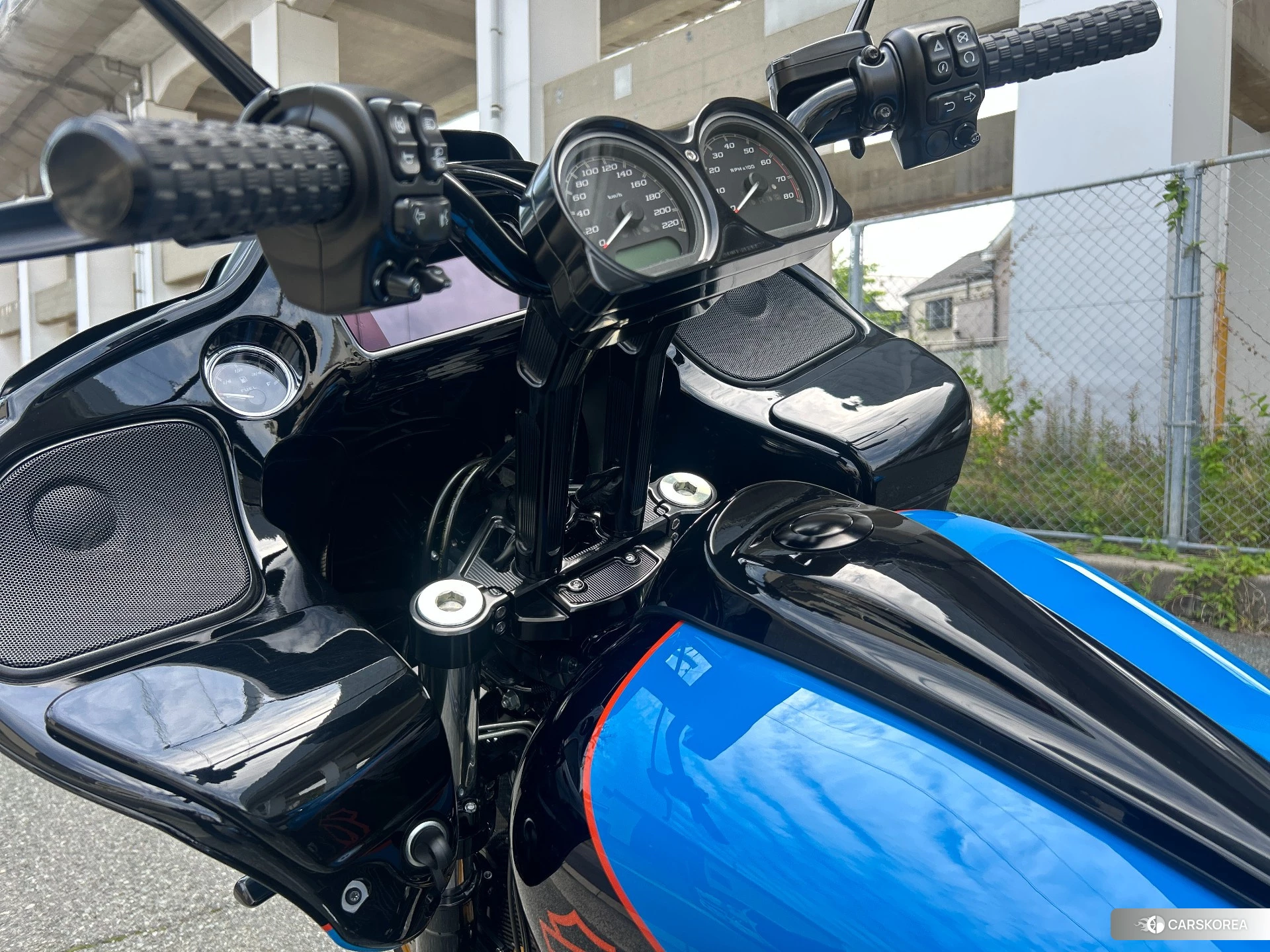 Harley-Davidson Road Glide FLTRXS1750 id 4248021 из Японии 10