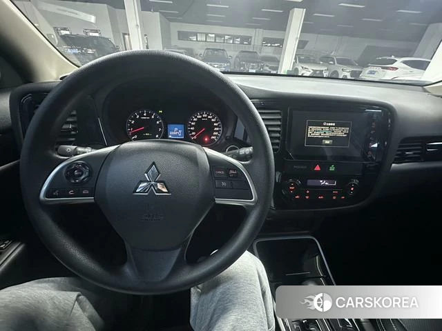 Mitsubishi  Outlander id 4207645 из Китая 10