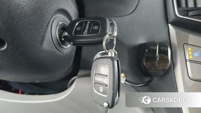 Hyundai The New Grand Starex id 3429167 из Кореи 10