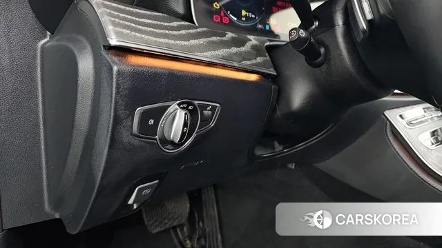 Mercedes-Benz E-Class W213 id 3670473 из Кореи 10