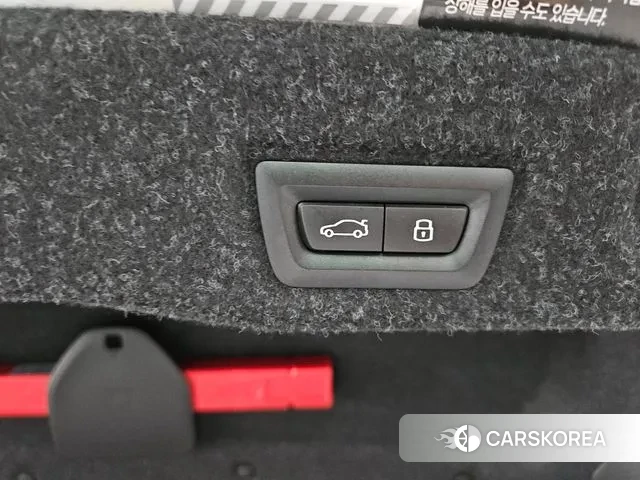 BMW 5 Series (G60) id 3036470 из Кореи 10