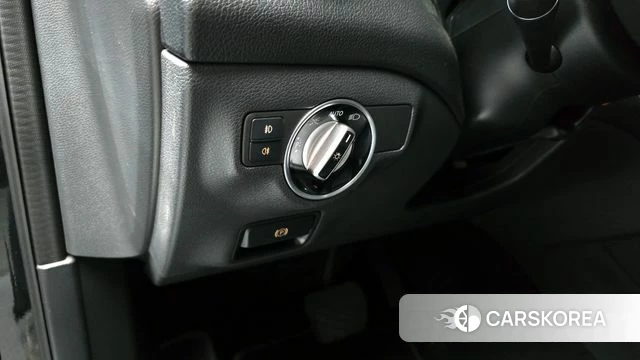 Mercedes-Benz GLA-Class X156 id 3905360 из Кореи 10