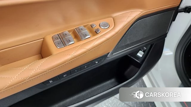 BMW 7 Series (G11) id 3898872 из Кореи 10