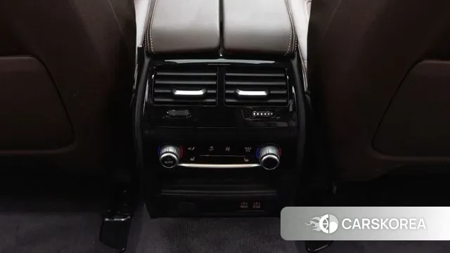 BMW 5 Series (G30) id 3741509 из Кореи 10