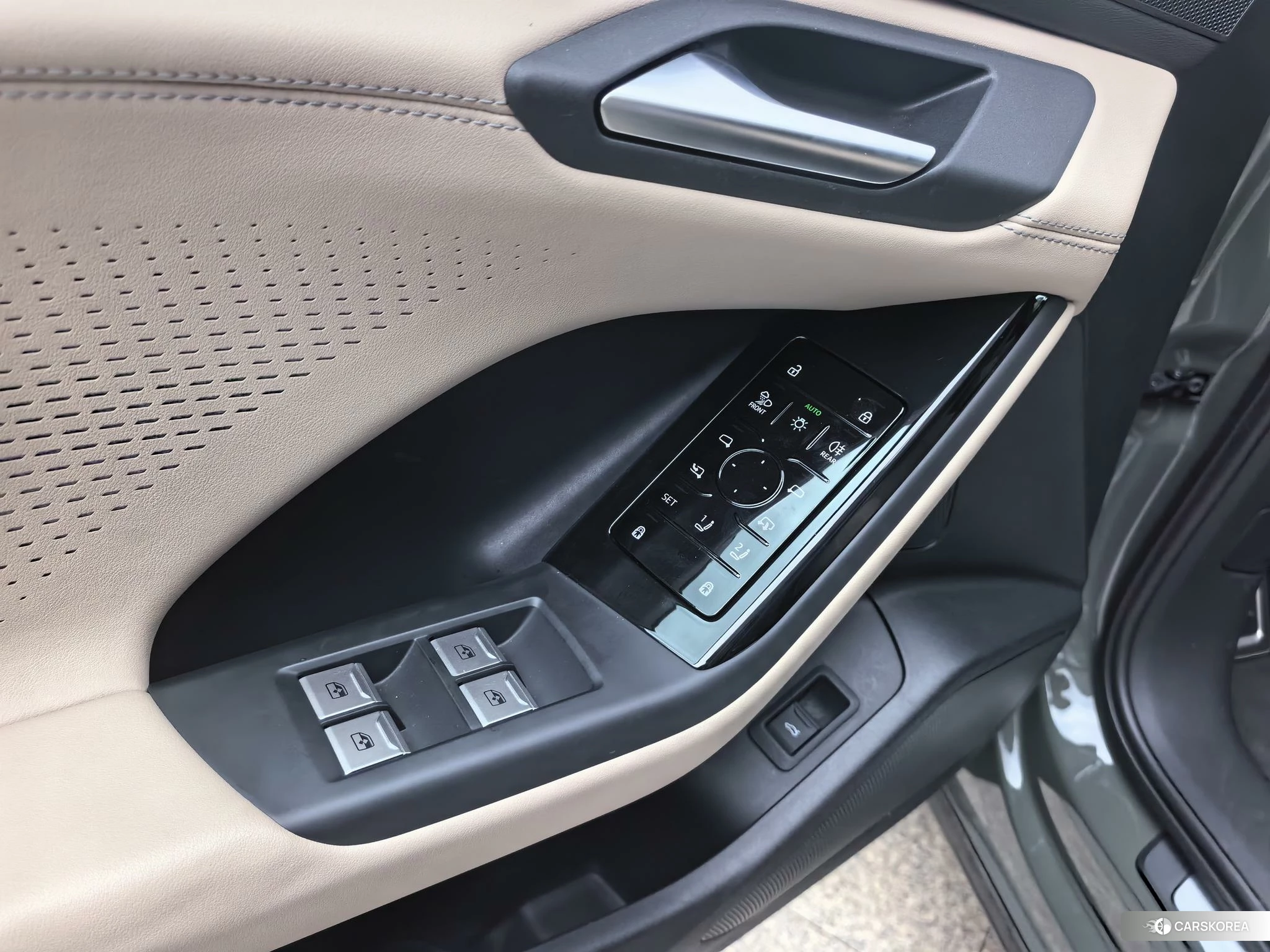 Audi Q6L e-tron id 4454460 из Китая 10