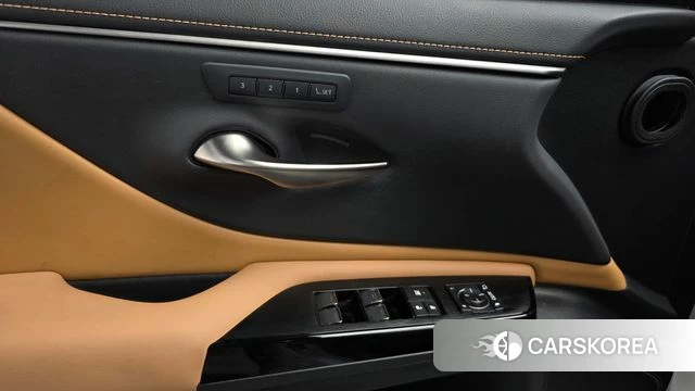 Lexus ES300h 7th generation id 4893564 из Кореи 10
