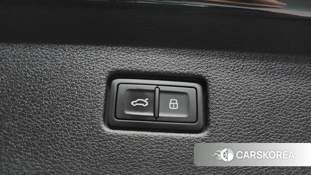 Audi Q8 (4M) id 4612111 из Кореи 10