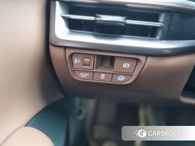 Hyundai Grandeur Hybrid (GN7) id 3502034 из Кореи 10