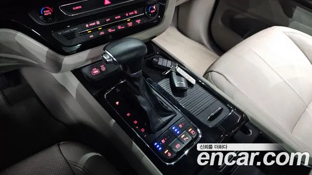 Kia All New Carnival id 2545409 из Кореи 10