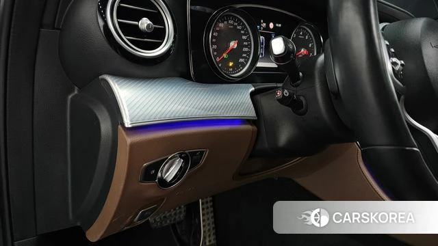 Mercedes-Benz E-Class W213 id 3828581 из Кореи 10