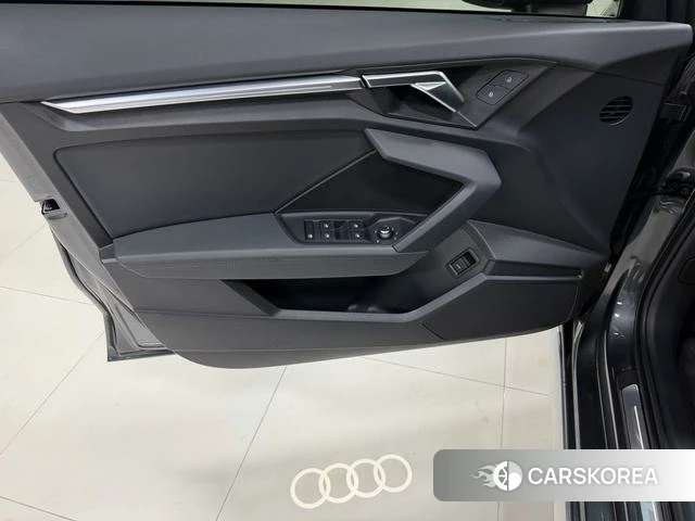 Audi A3 id 4380631 из Китая 10