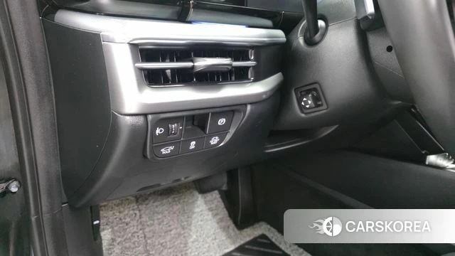 Hyundai Grandeur Hybrid (GN7) id 4549579 из Кореи 10