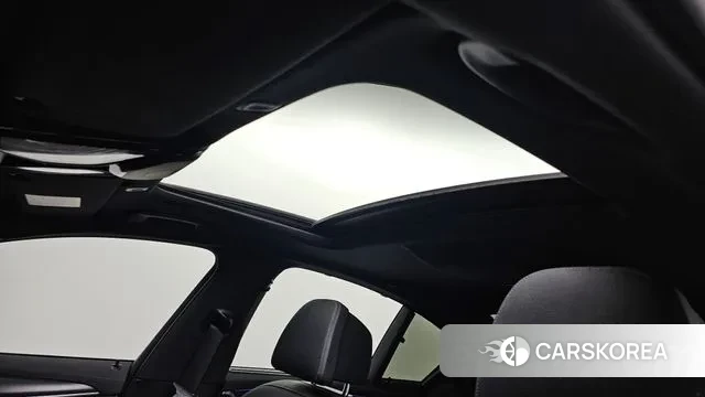 BMW 5 Series (G30) id 3174227 из Кореи 10