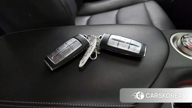 Genesis GV70 id 3411985 из Кореи 10