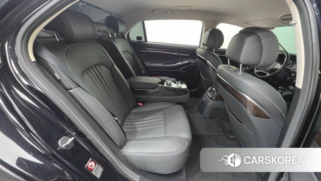 Genesis G90 id 4225176 из Кореи 10