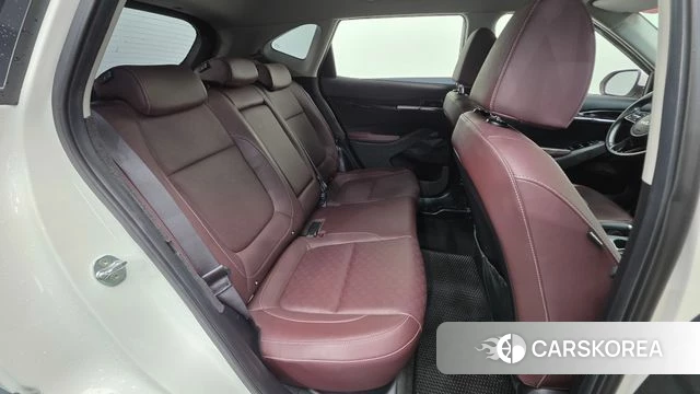 Kia Seltos id 4018195 из Кореи 10