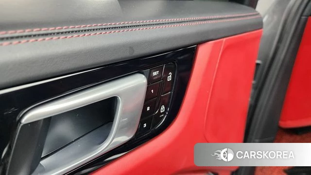 Porsche Cayenne (PO536) id 4383977 из Кореи 10