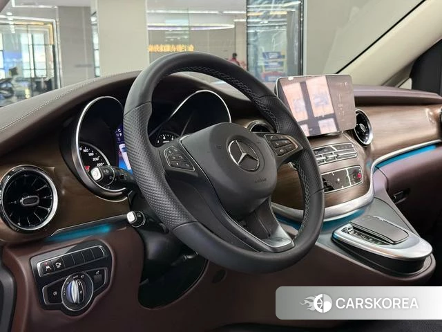 Mercedes-Benz V-class id 4278267 из Китая 10