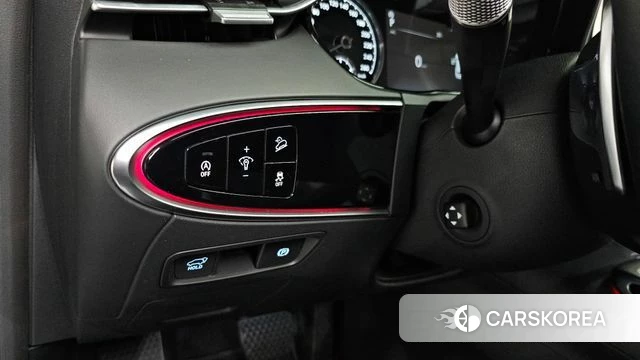 Genesis GV70 id 4402200 из Кореи 10