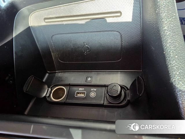 Kia Niro id 4536663 из Кореи 10