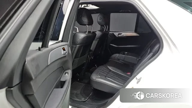 Mercedes-Benz GLE - Class W166 id 3737099 из Кореи 10