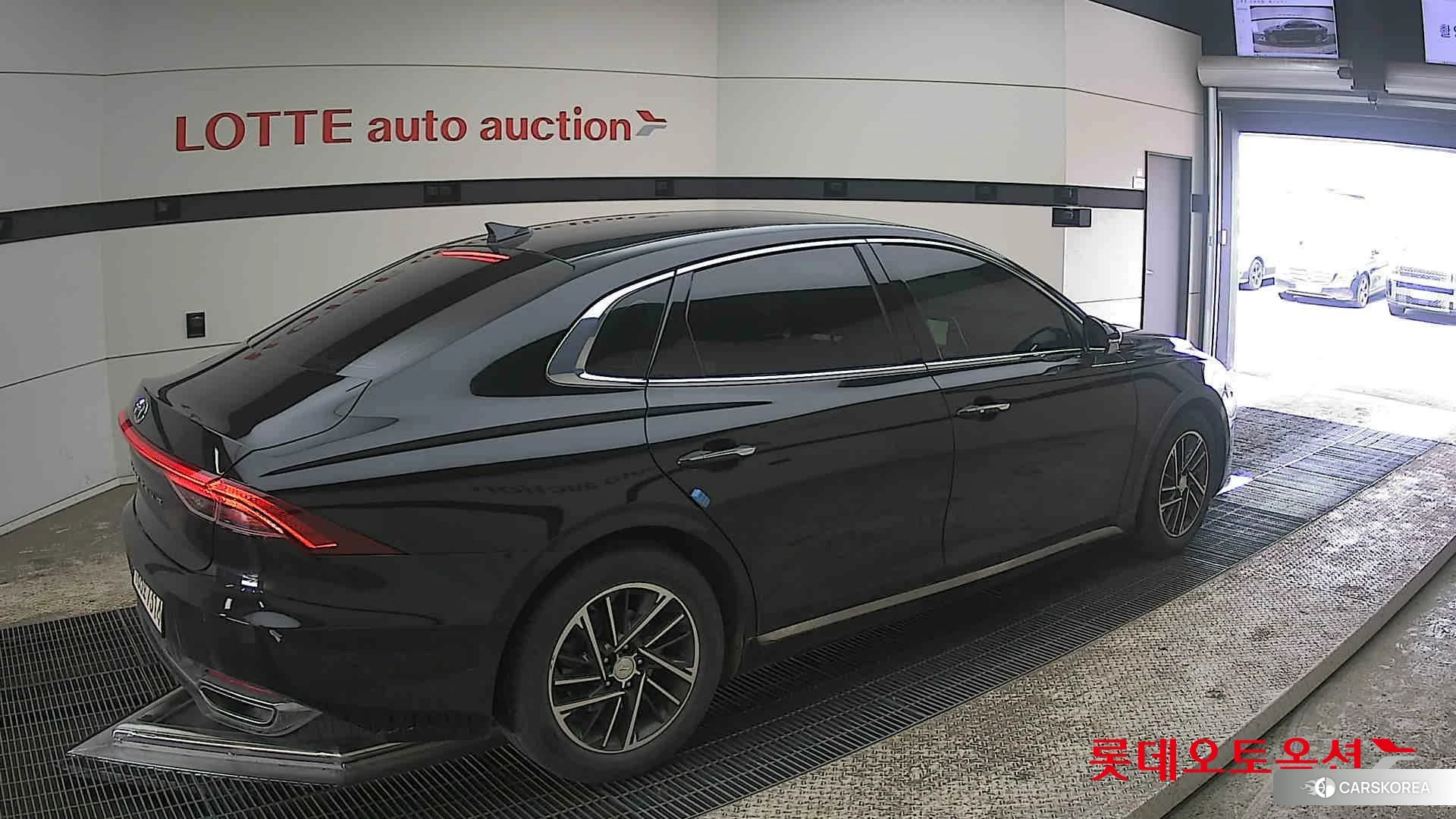 Hyundai Grandeur id 3888311 из Кореи 10