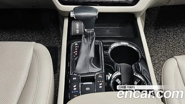 Kia The New Carnival id 2762250 из Кореи 10