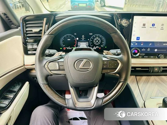 Lexus LM id 4260796 из Китая 10