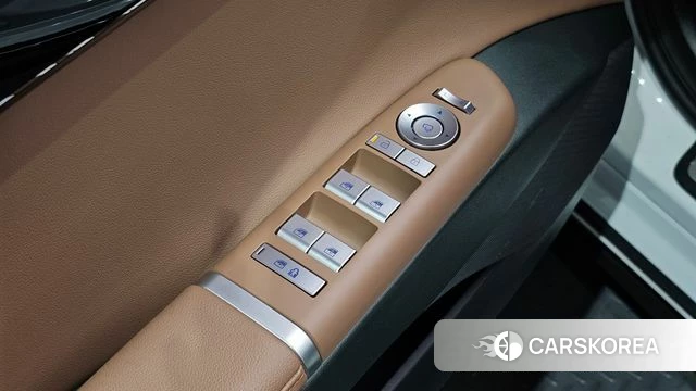 Hyundai Grandeur (GN7) id 4928615 из Кореи 10