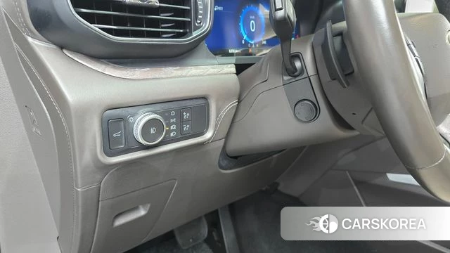 Ford Explorer 6th Generation id 4745536 из Кореи 10
