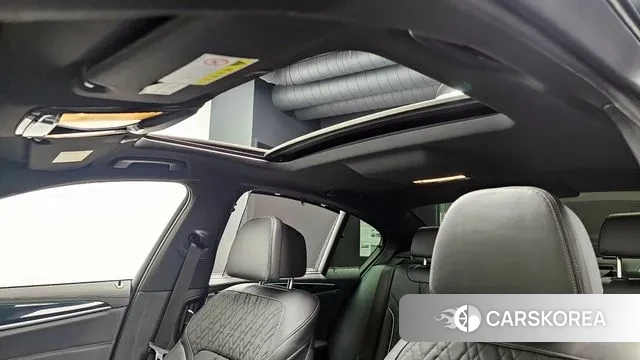 BMW 5 Series (G30) id 3038825 из Кореи 10