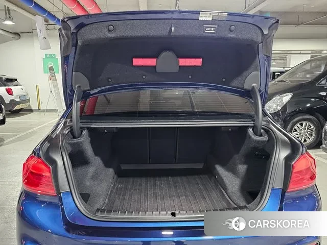 BMW 5 Series (G30) id 3607633 из Кореи 10