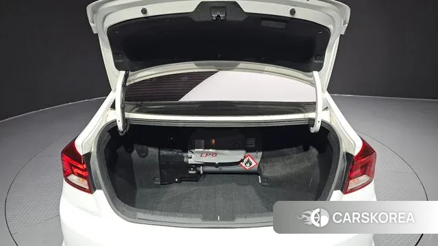 Hyundai The New Avante AD id 3368784 из Кореи 10