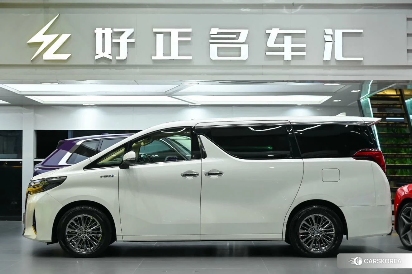 Toyota Alphard id 4514020 из Китая 10