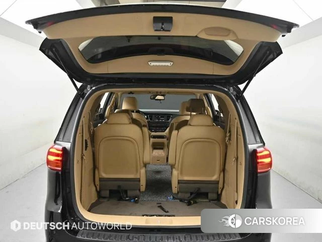 Kia The New Carnival id 4625548 из Кореи 10