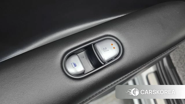 Hyundai Ionic 5 id 4640644 из Кореи 10