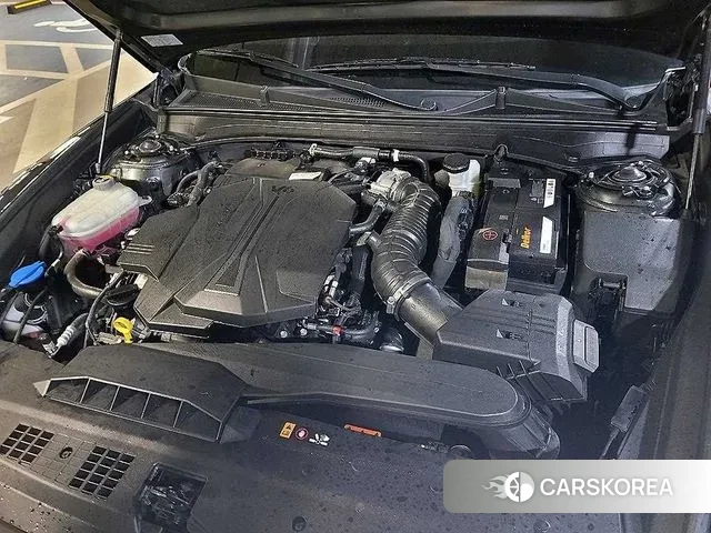 Hyundai Grandeur (GN7) id 3410902 из Кореи 10