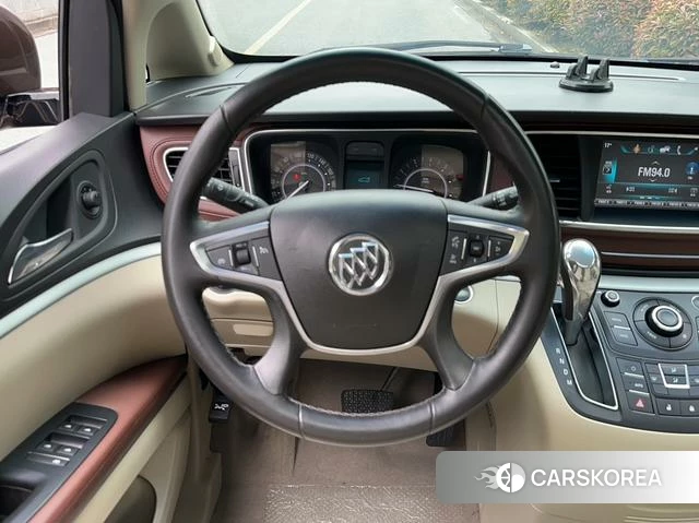 Buick GL8 id 4253931 из Китая 10